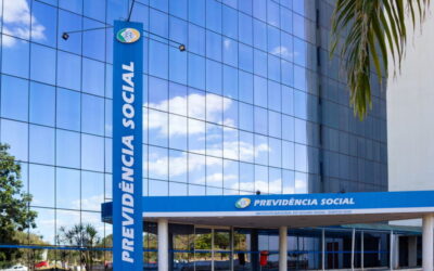 Nova lei do INSS elimina idade mínima e beneficia trabalhadores registrados na aposentadoria!